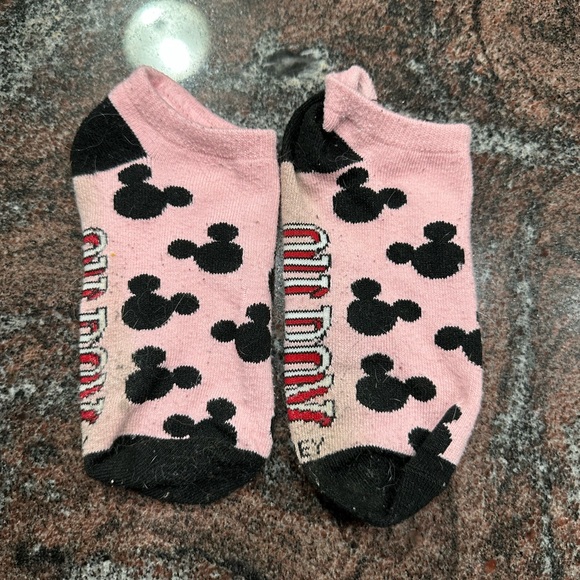Women’s Disney socks- set of 5 pairs - Picture 2 of 6